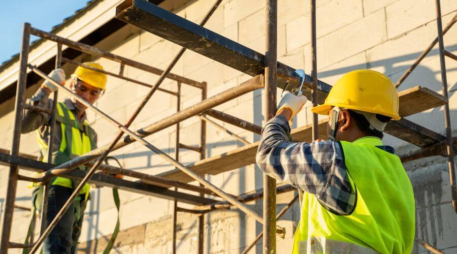 Professional gutter cleaning in Anthony, FL